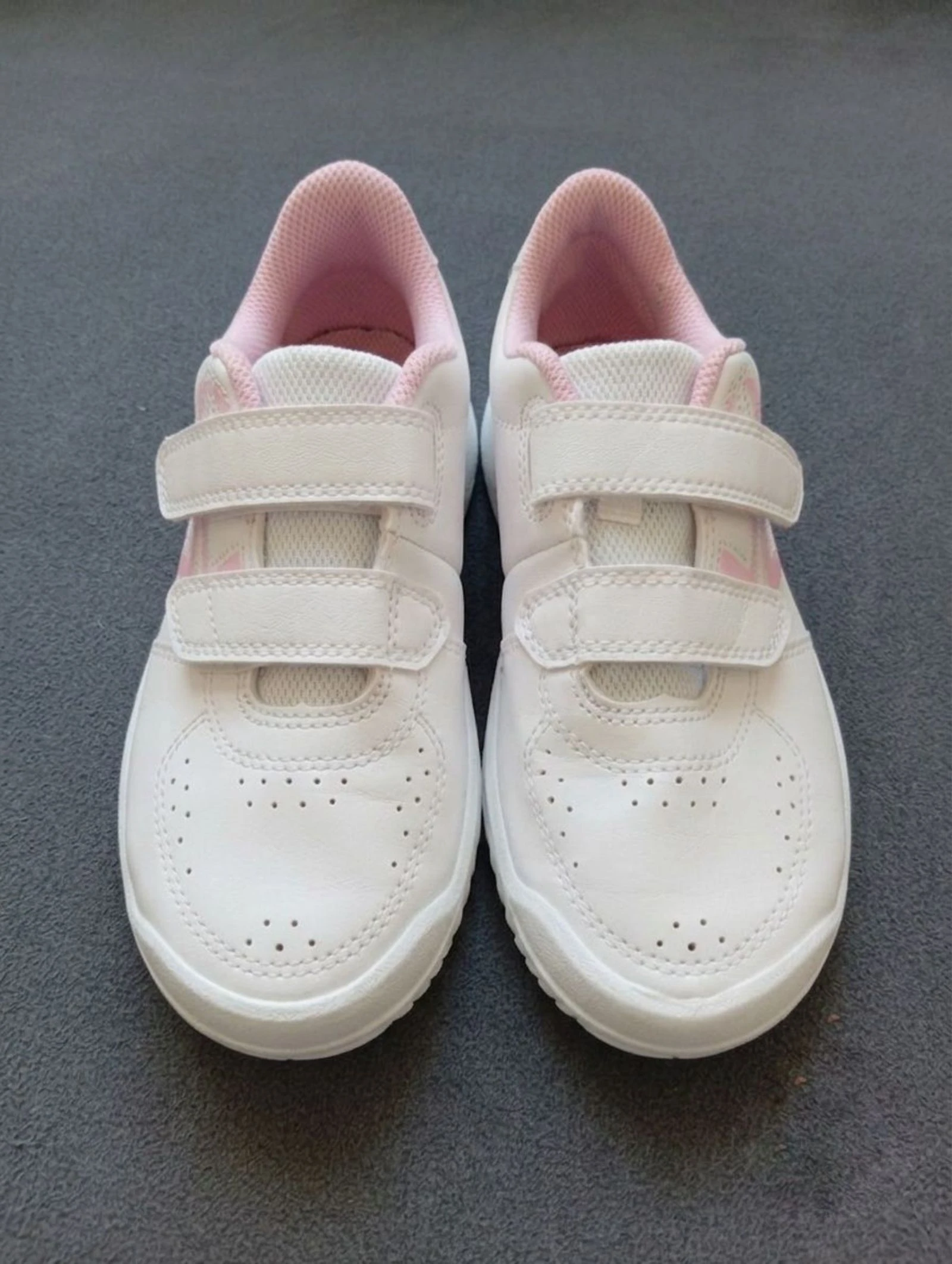 Baskets fille Artengo à scratchs – Pointure 33